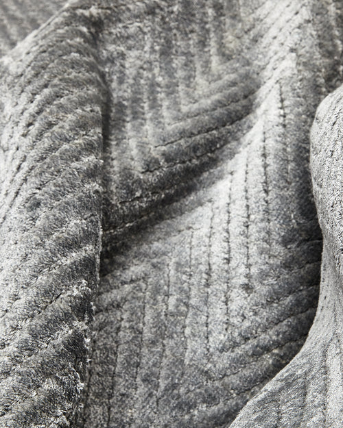 Chevelle Hand-Loomed Contemporary Chevron Gray Area Rug