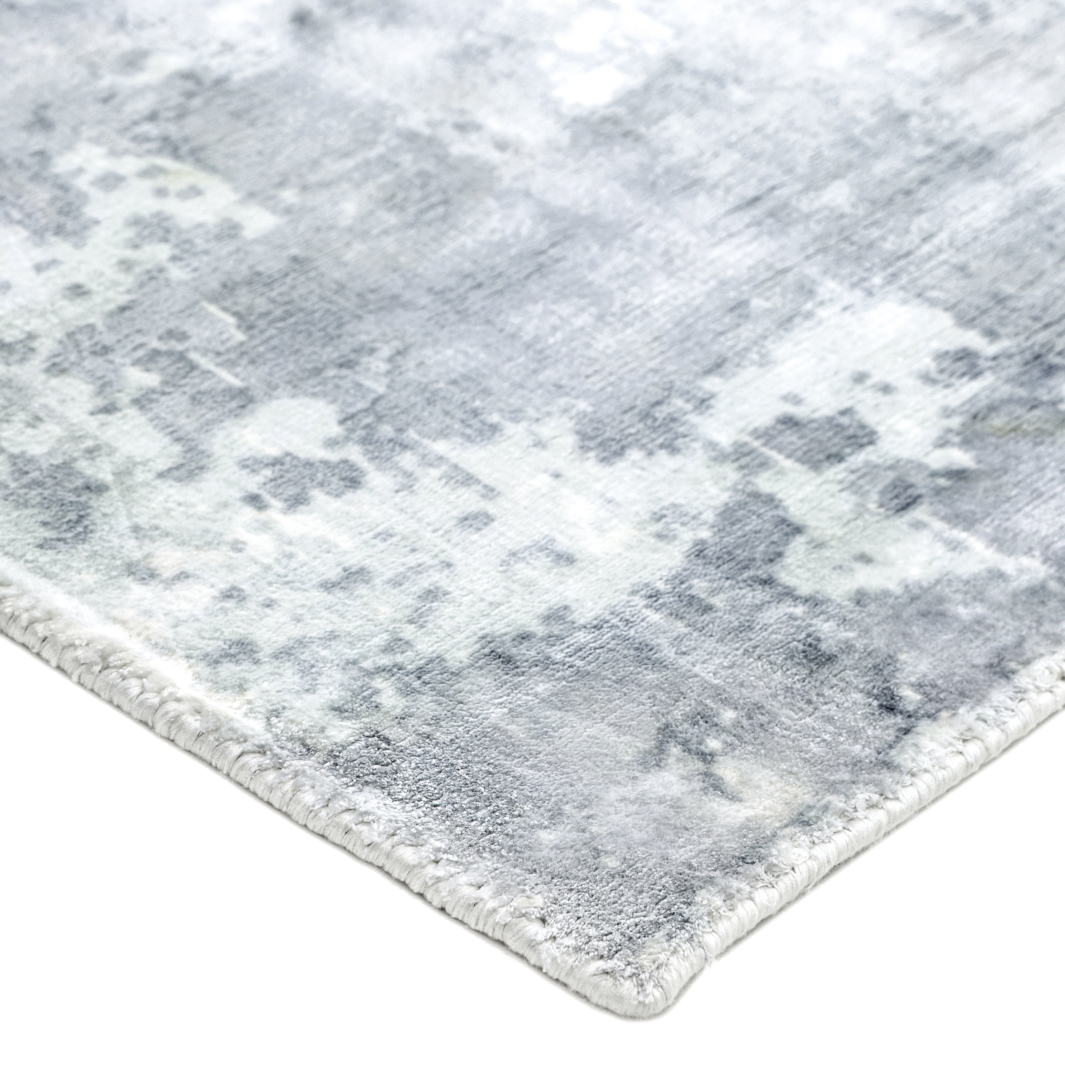 Elbrus Hand-Loomed Contemporary Abstract Ivory Area Rug