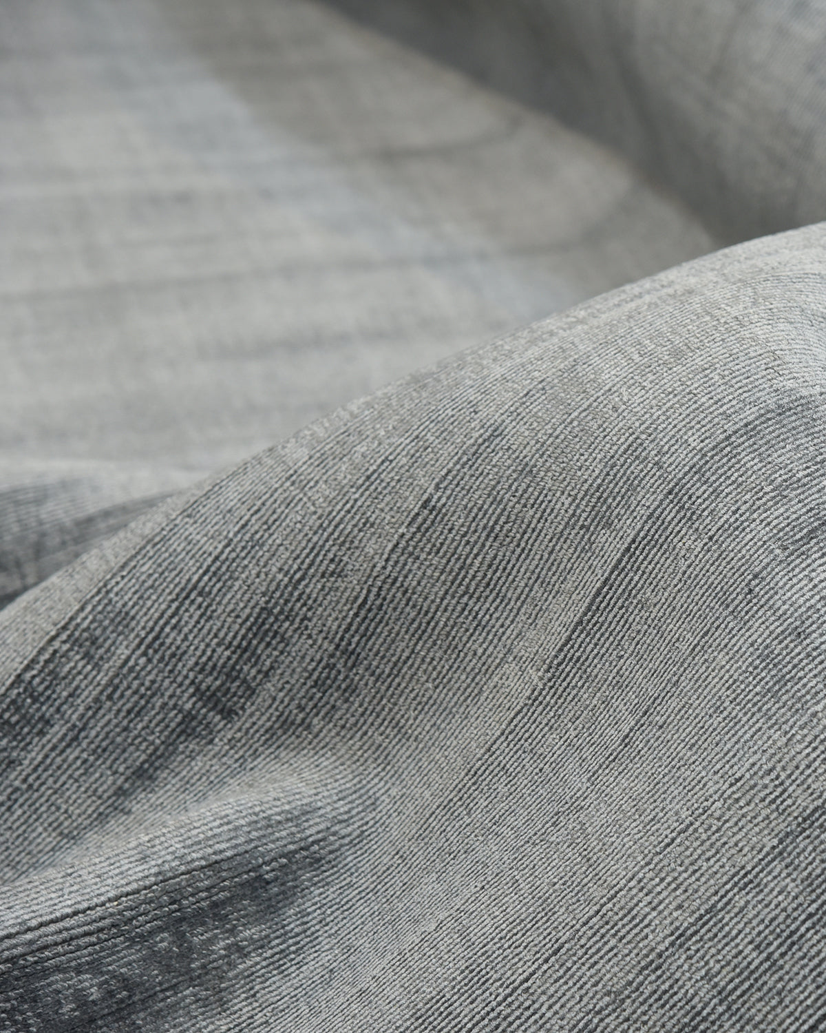 Milo Hand-Loomed Contemporary Solid Gray Area Rug