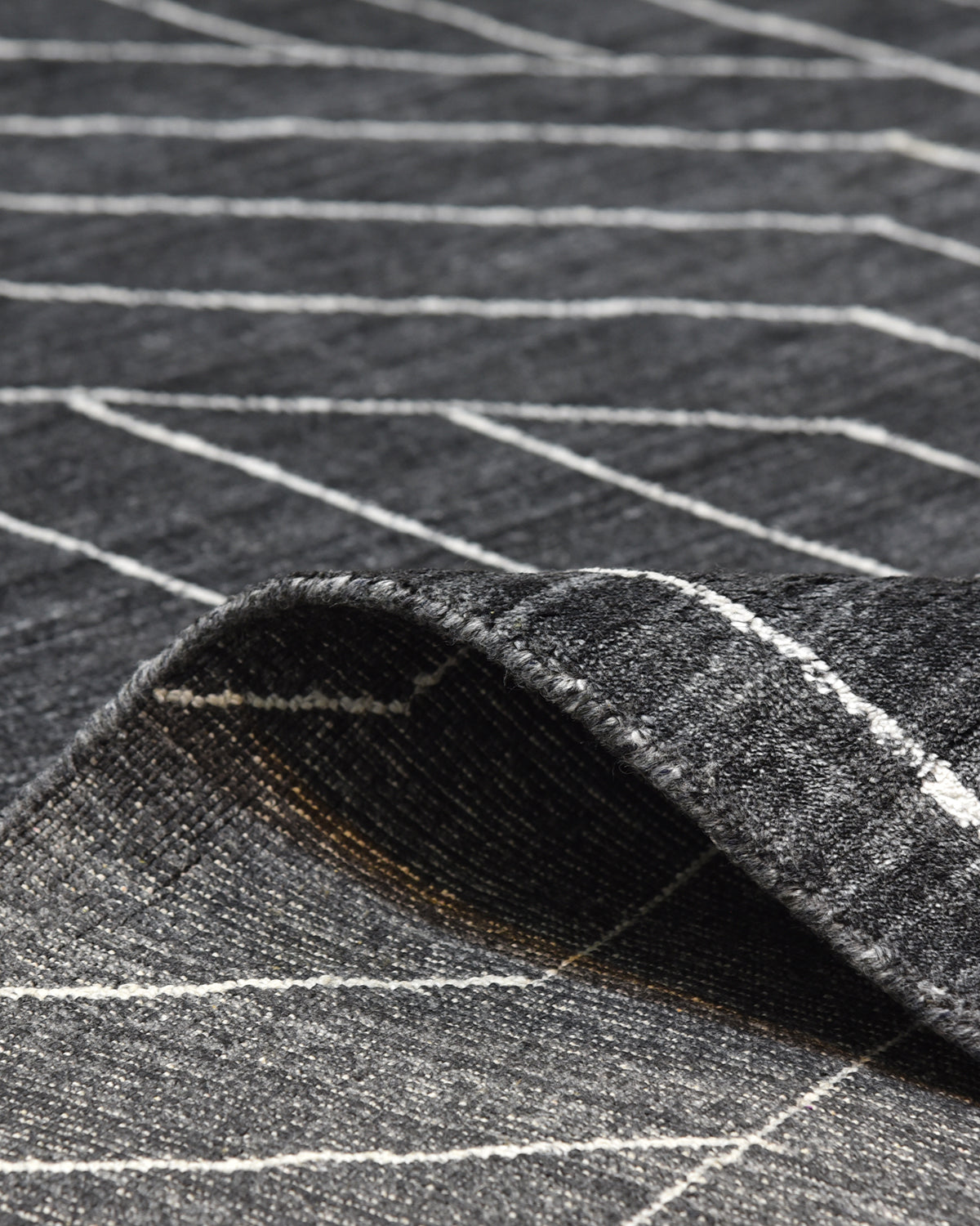 Kali Hand-Loomed Contemporary Geometric Gray Area Rug