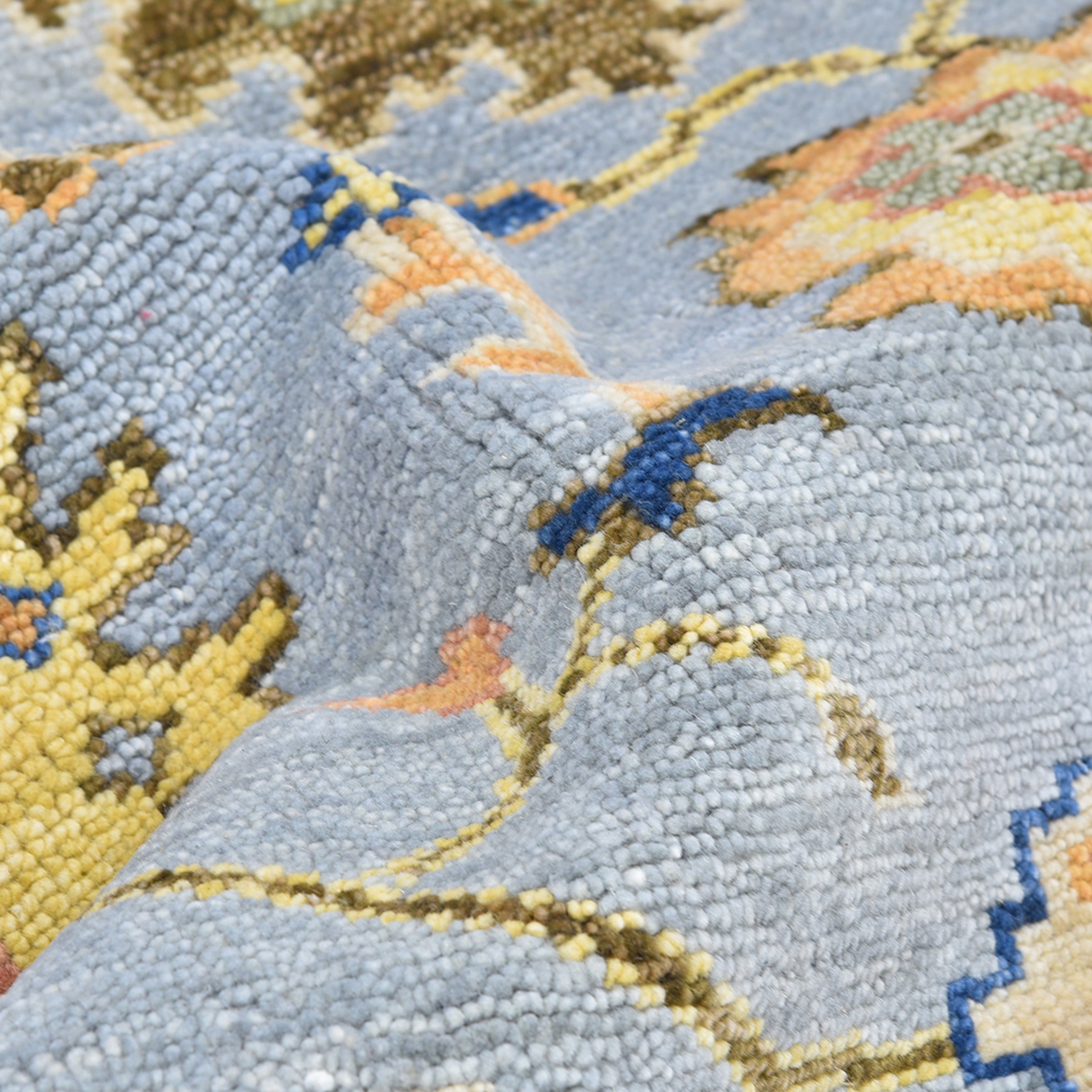 Liza Hand Knotted Contemporary Floral Light Gray Area Rug