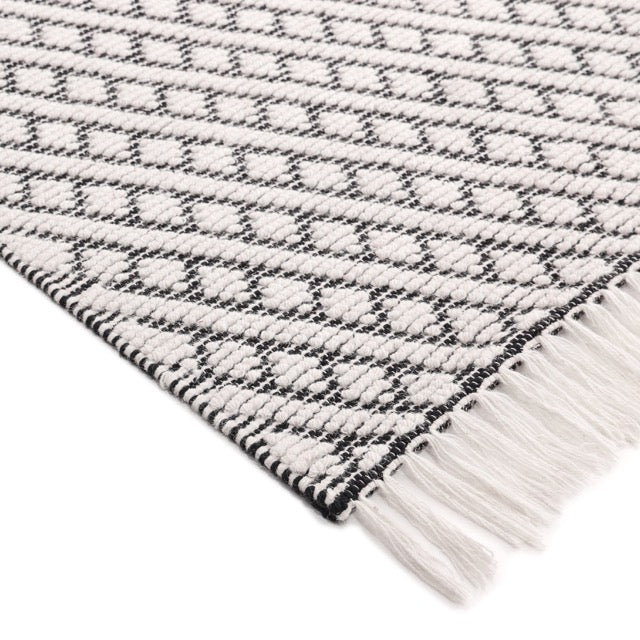 London Wool Hand Woven Contemporary Area Rug - Ivory