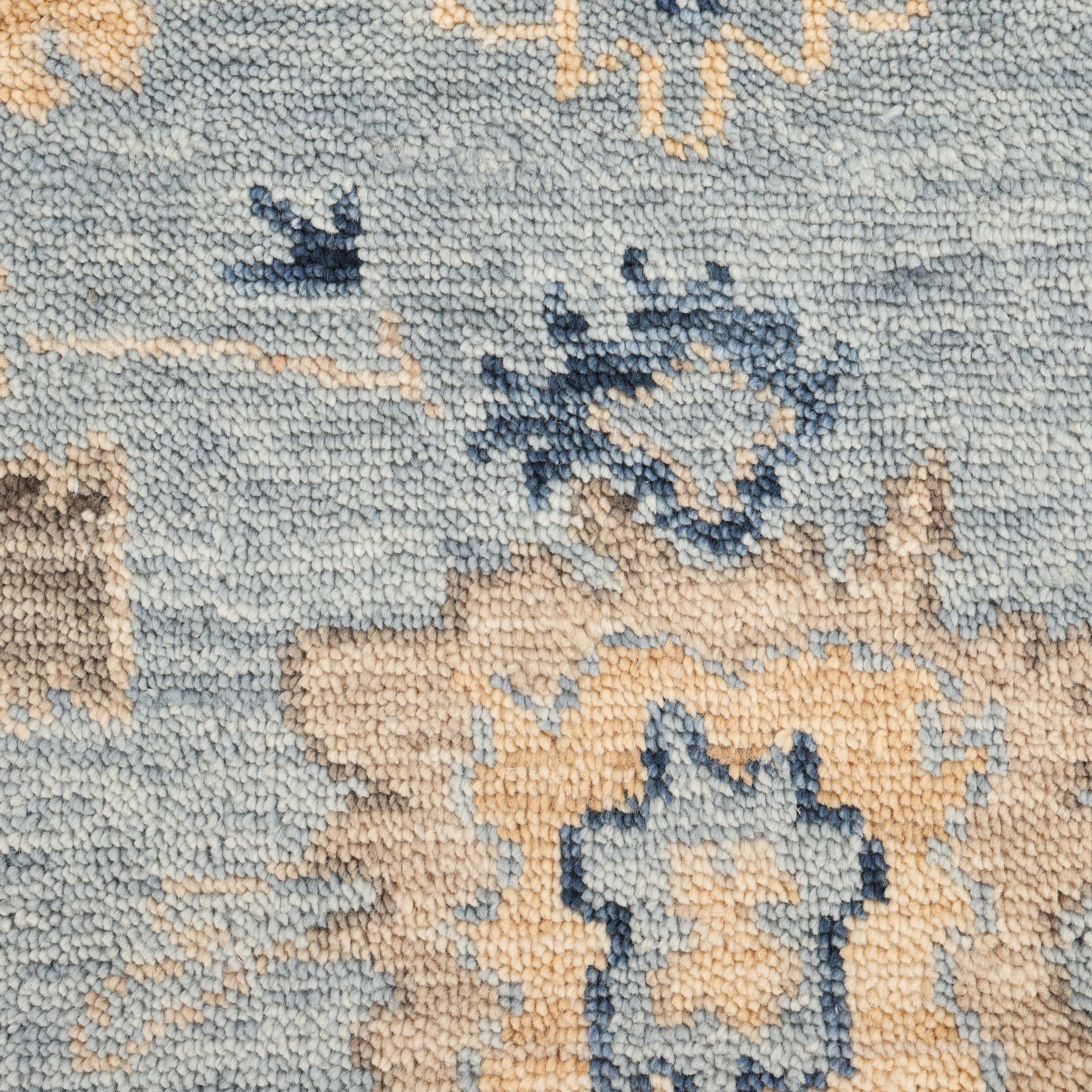 Lagos Hand Knotted Contemporary Solid Light Gray Area Rug