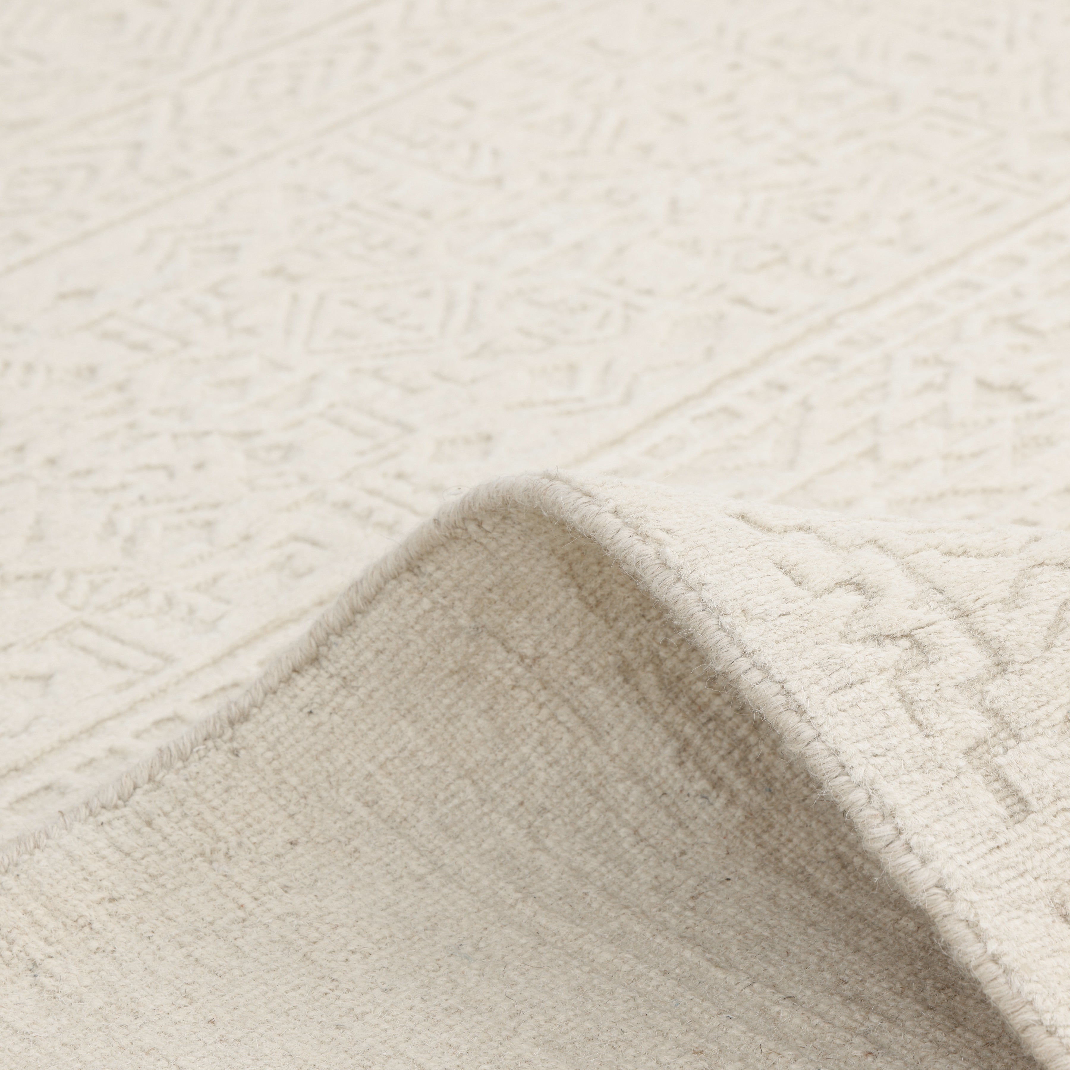 Fallkirk, Handmade Ivory Area Rug