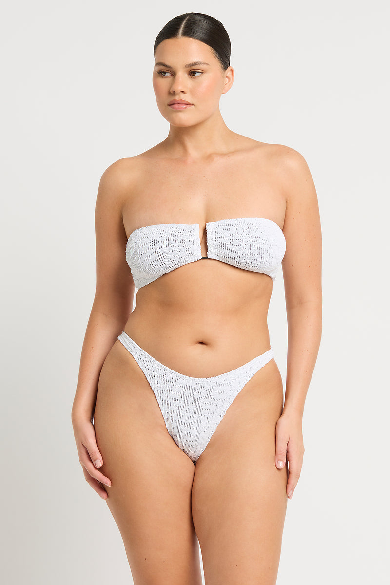 Blake Bandeau in  | bond-eye swim