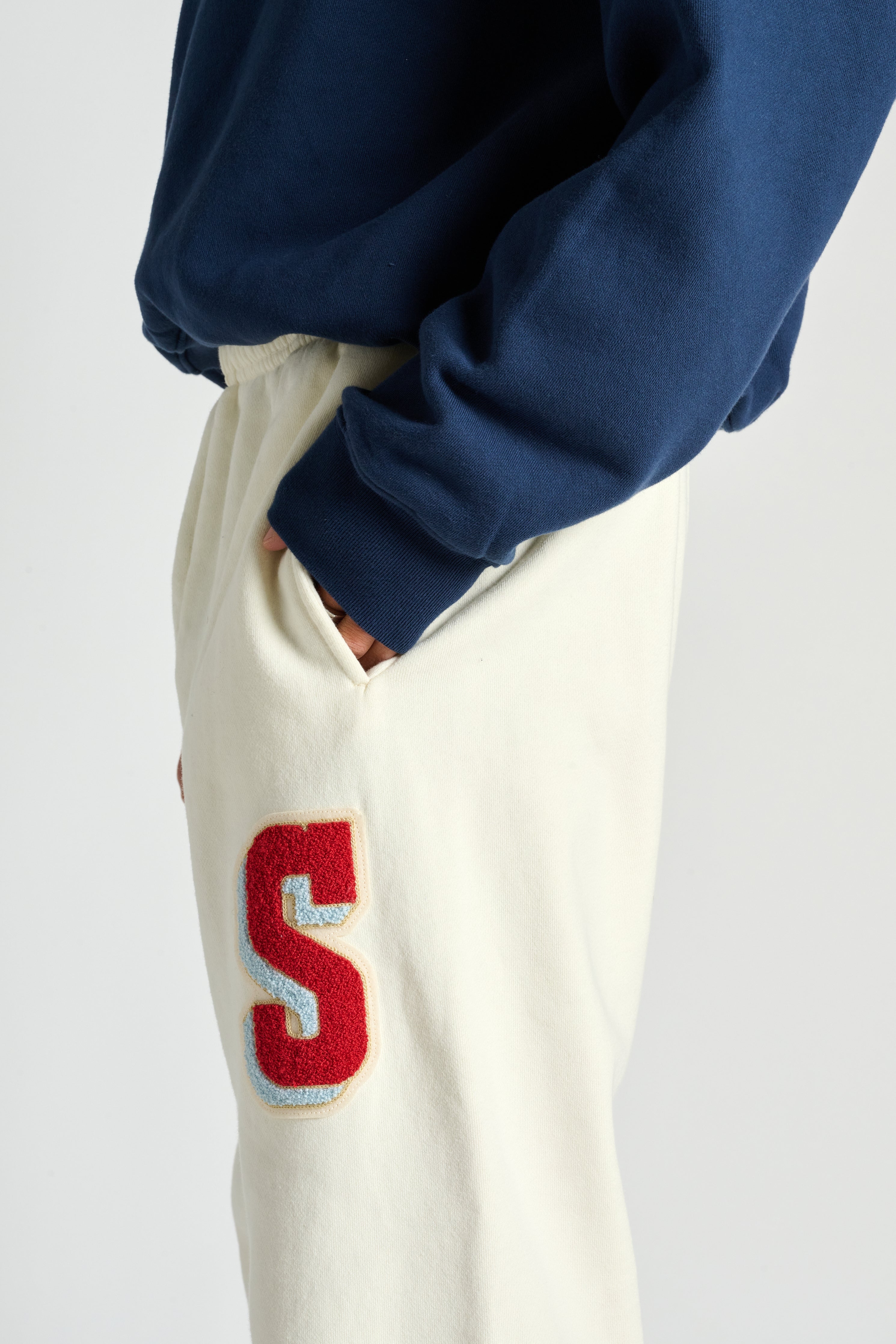 Dylan Sweatpant w/ Chenille Patch | Soul by SoulCycle