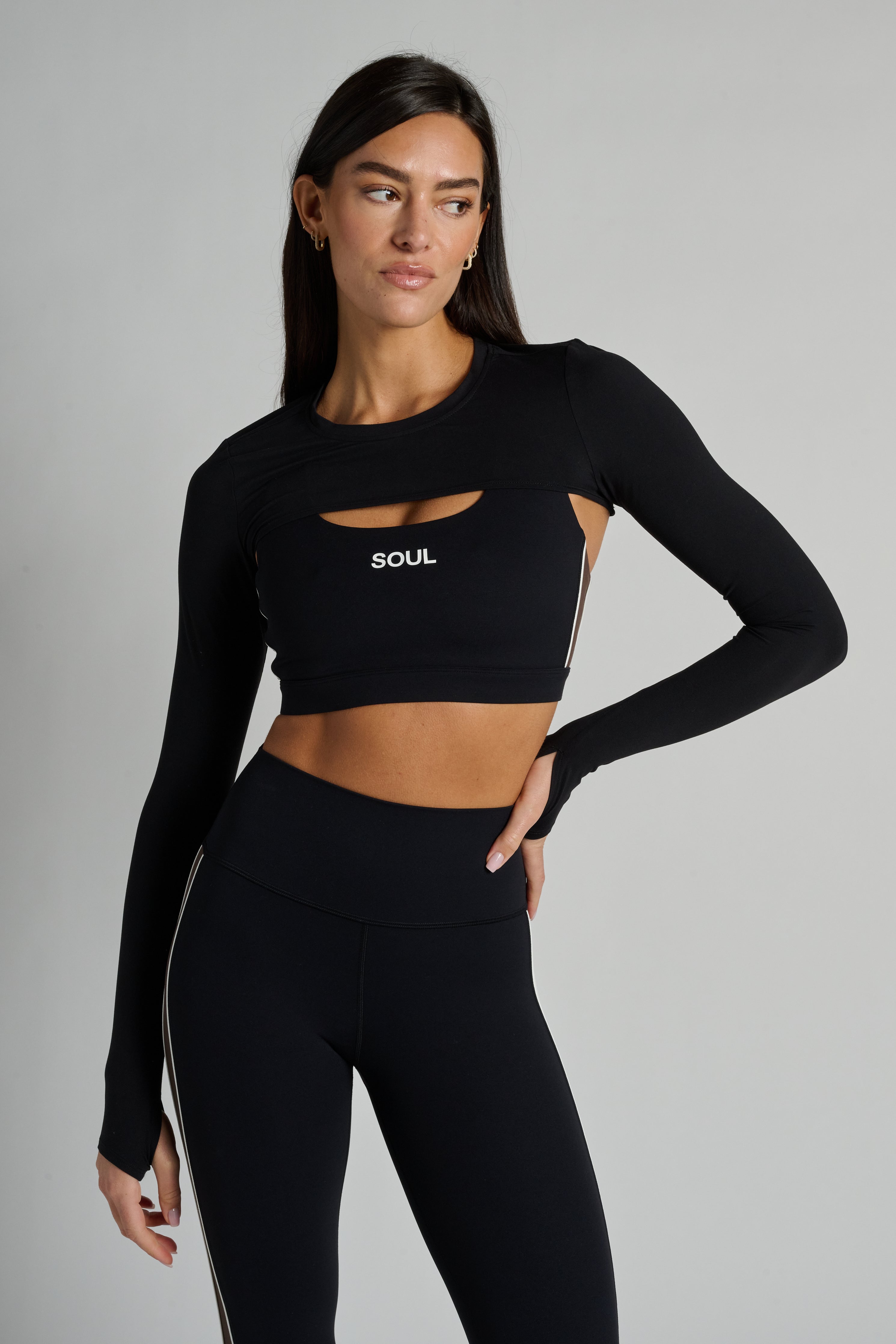 Amelia Airweight Lite Shrug | Splits59