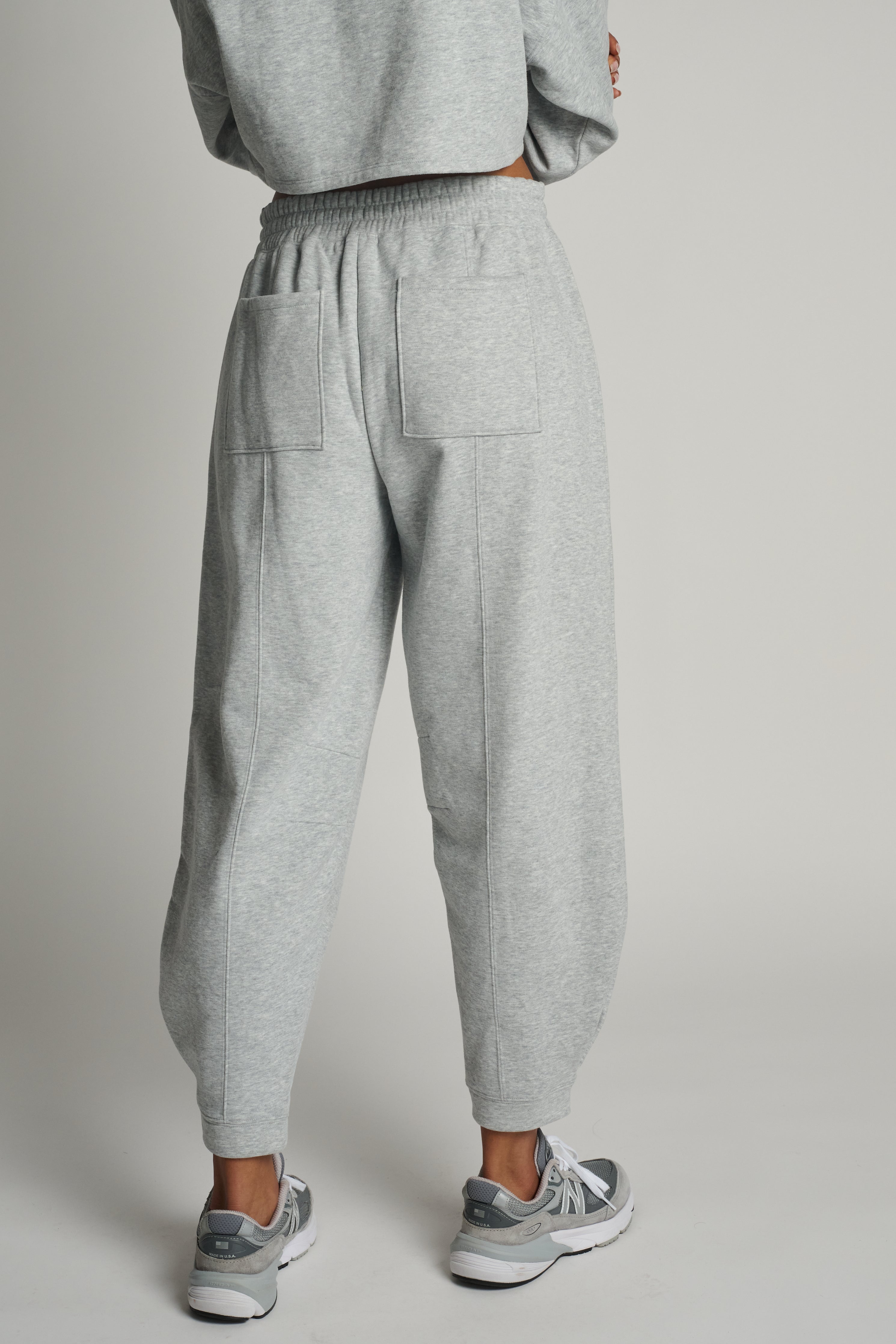 Luxfleece Light Barrel Sweatpant | Beyond Yoga