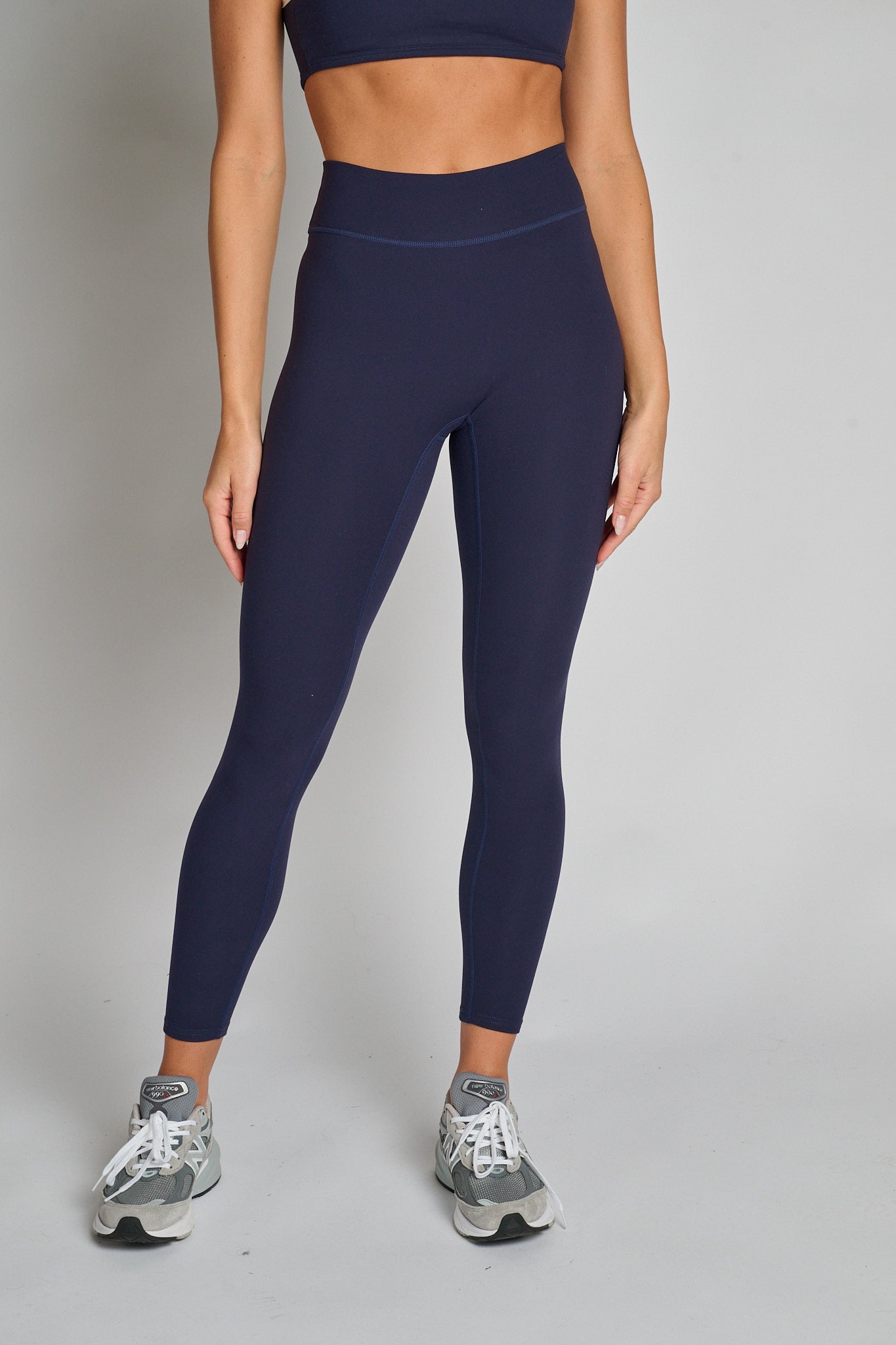 The Essentials Leggings | 437