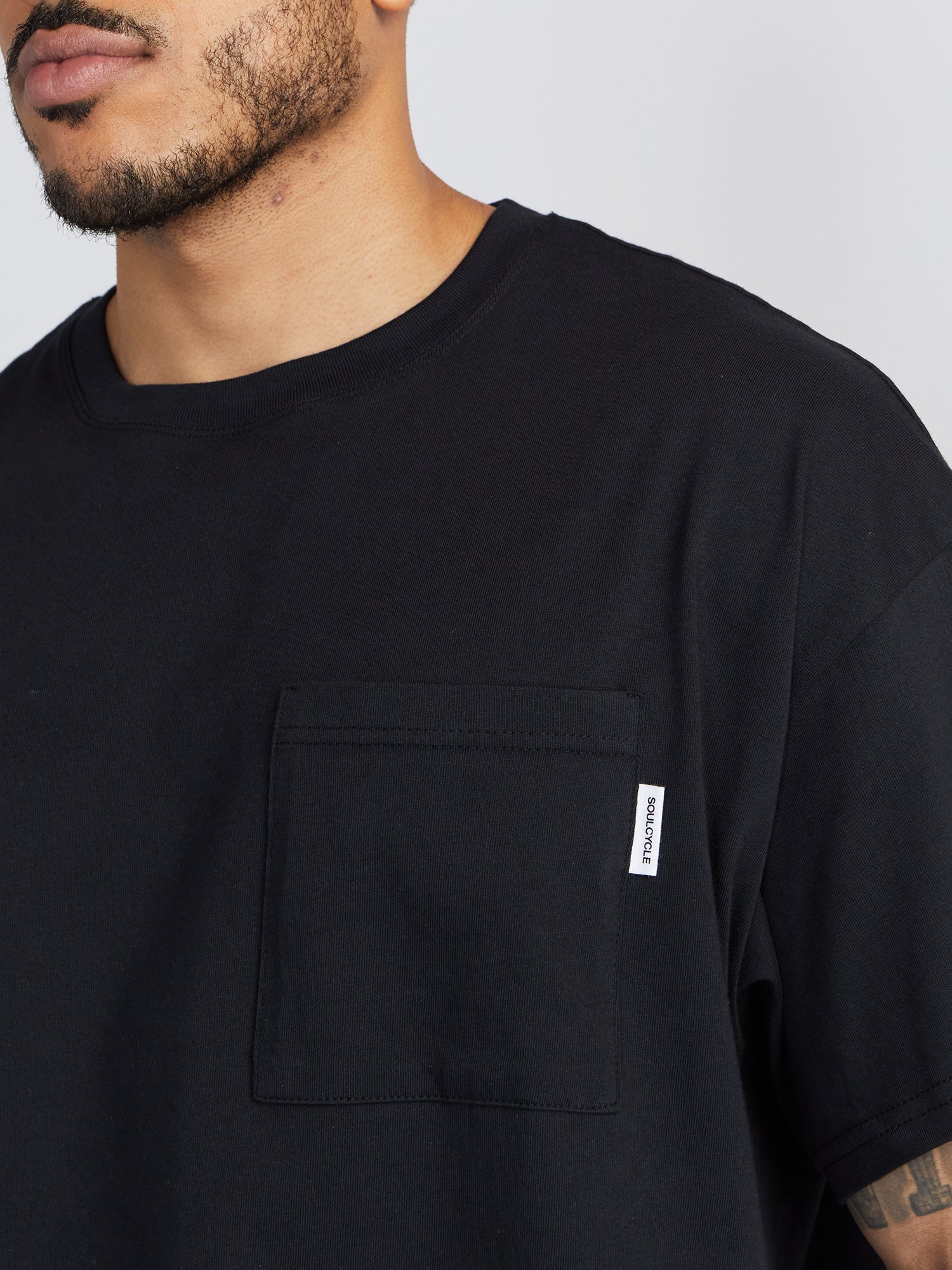 RUBY CORE BLACK POCKET TEE | Soul by SoulCycle