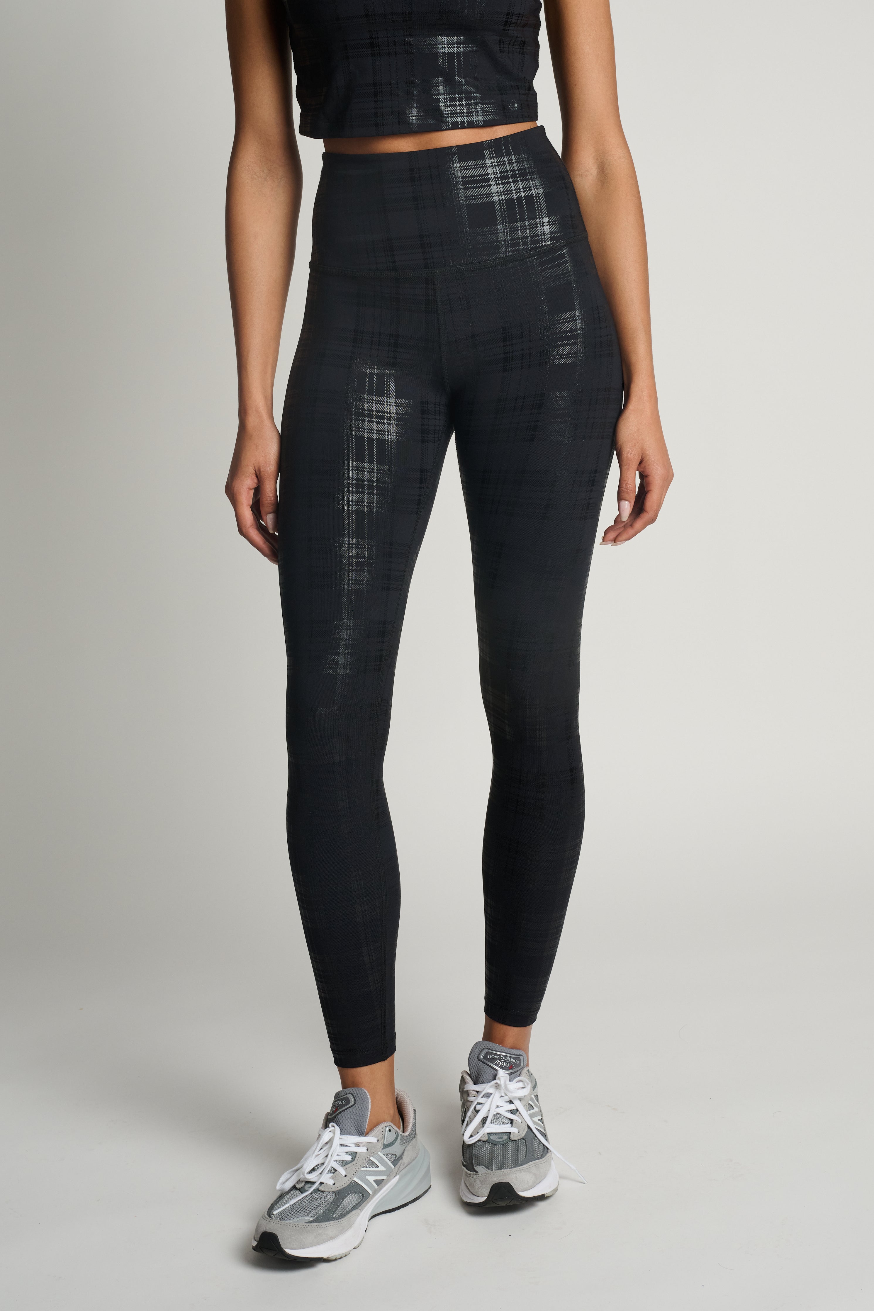 High Waisted Midi Legging | Beyond Yoga