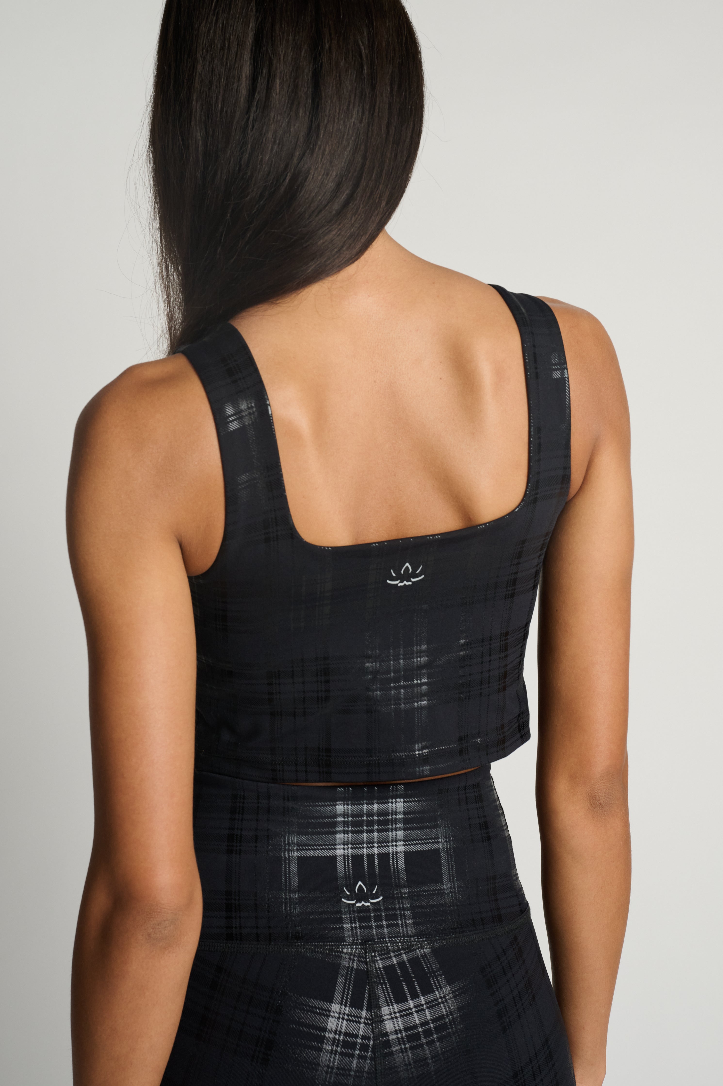 Studio High Cropped Tank | Beyond Yoga