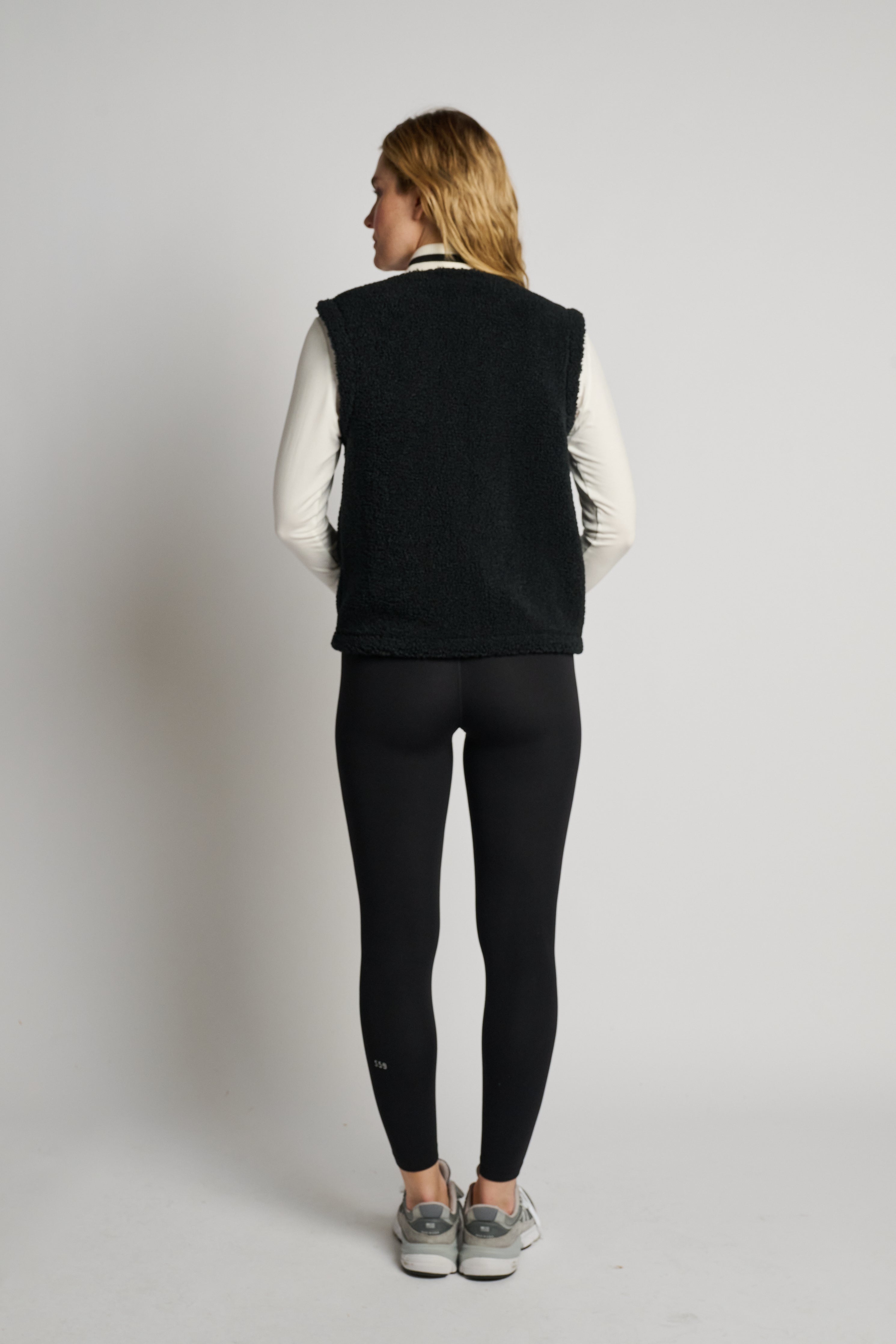 Aster Sherpa Vest | Splits59
