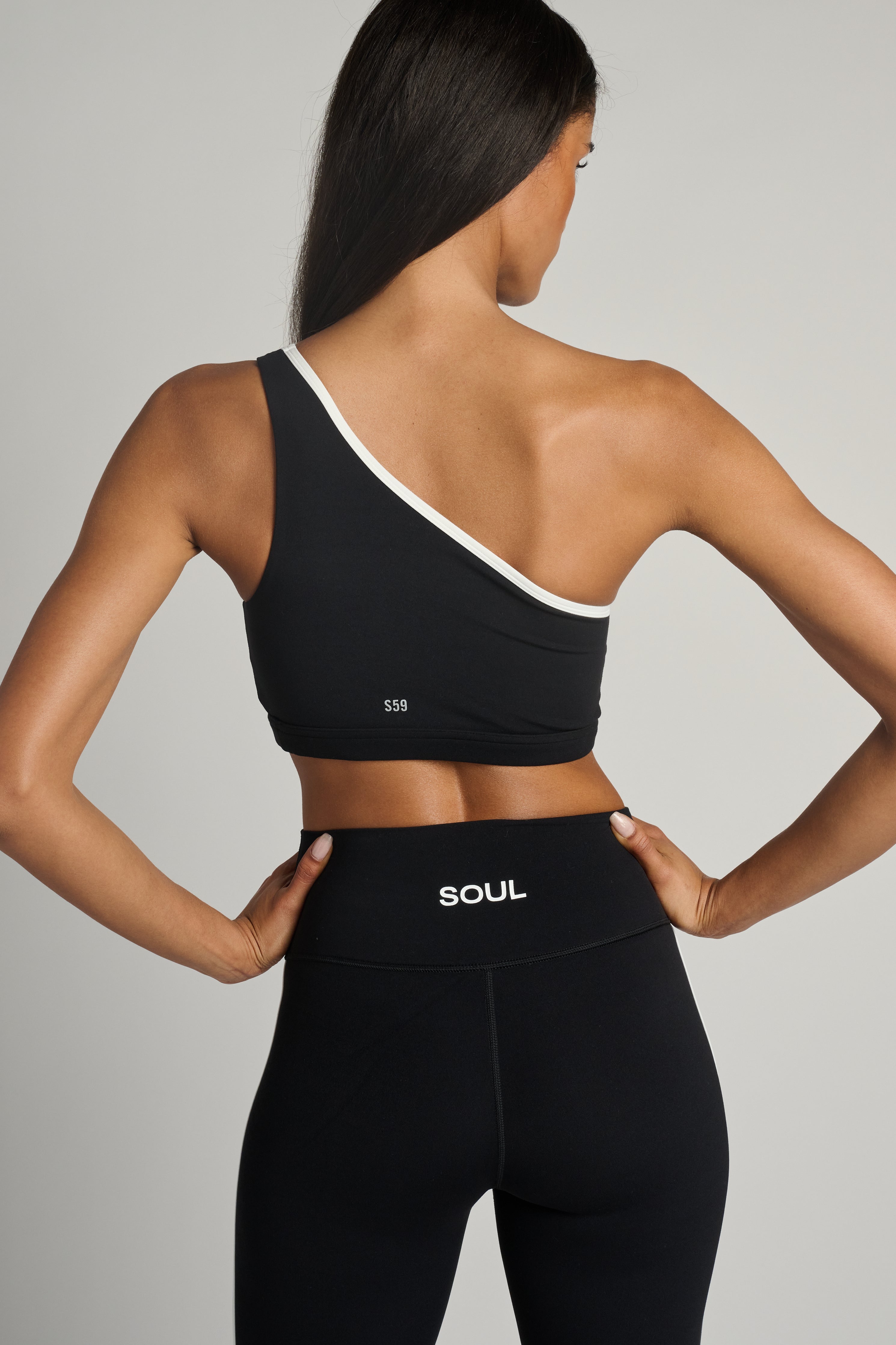Josie Airweight One Shoulder Bra | Splits59