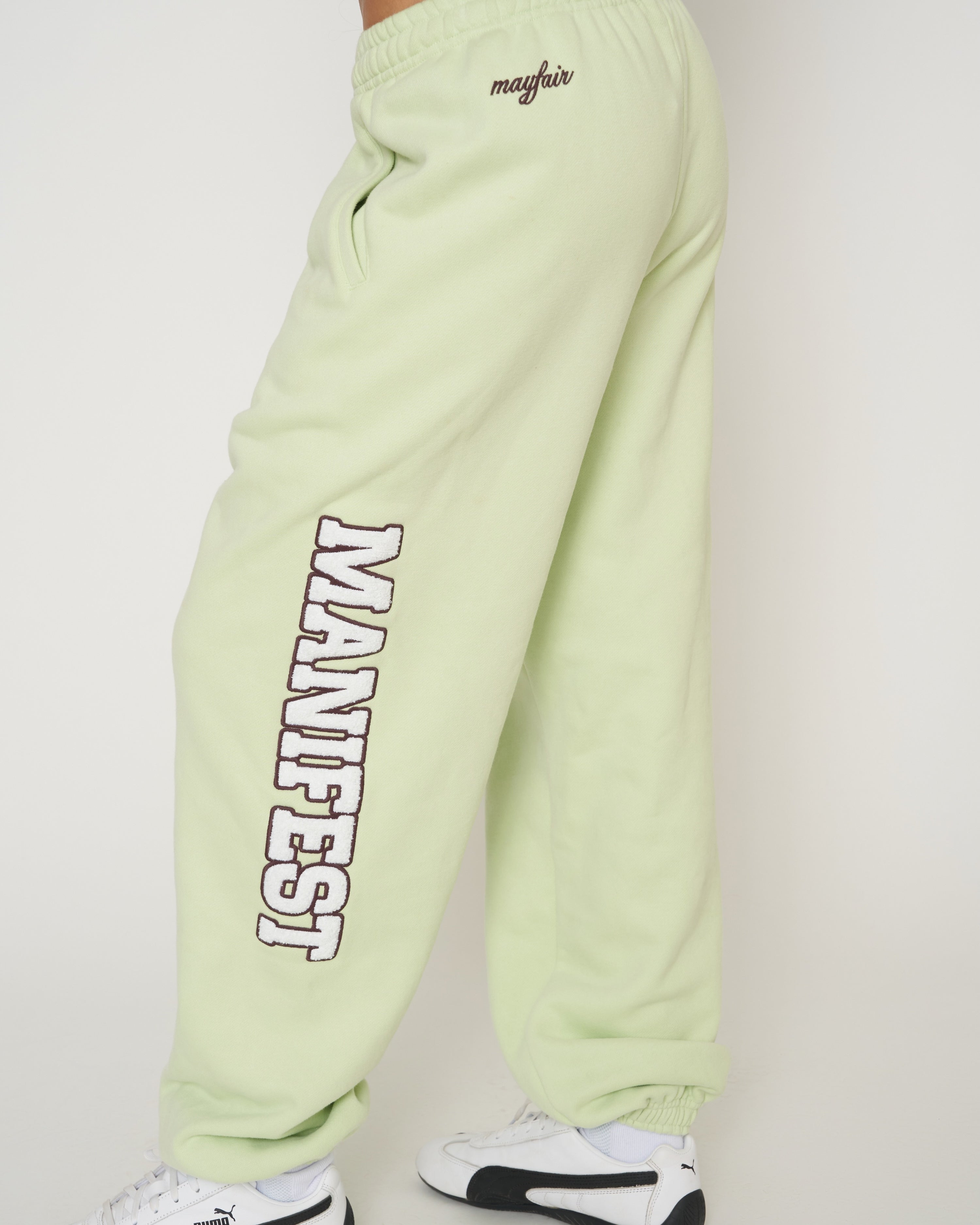 Manifest Classic Sweatpants
