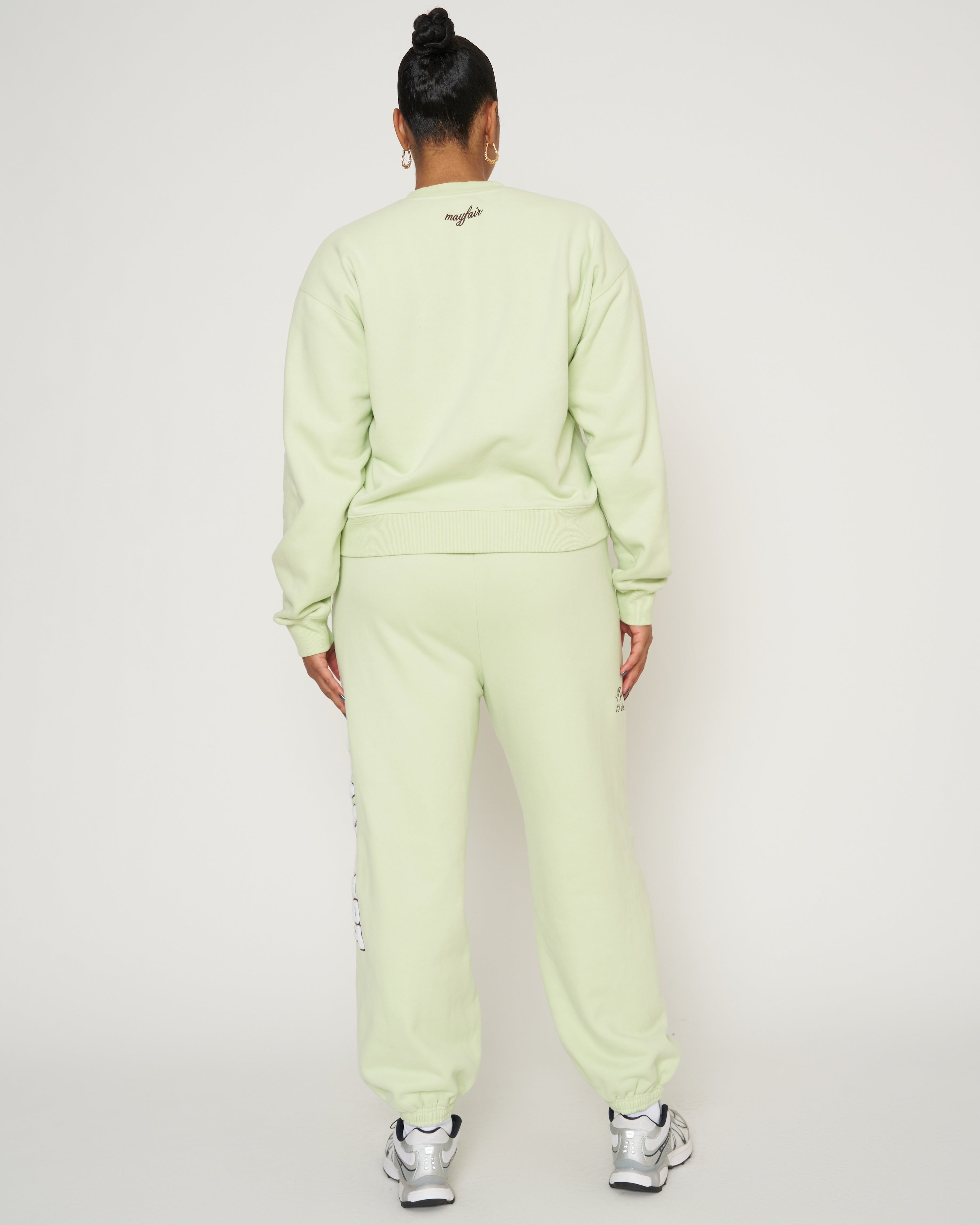 Manifest Classic Sweatpants