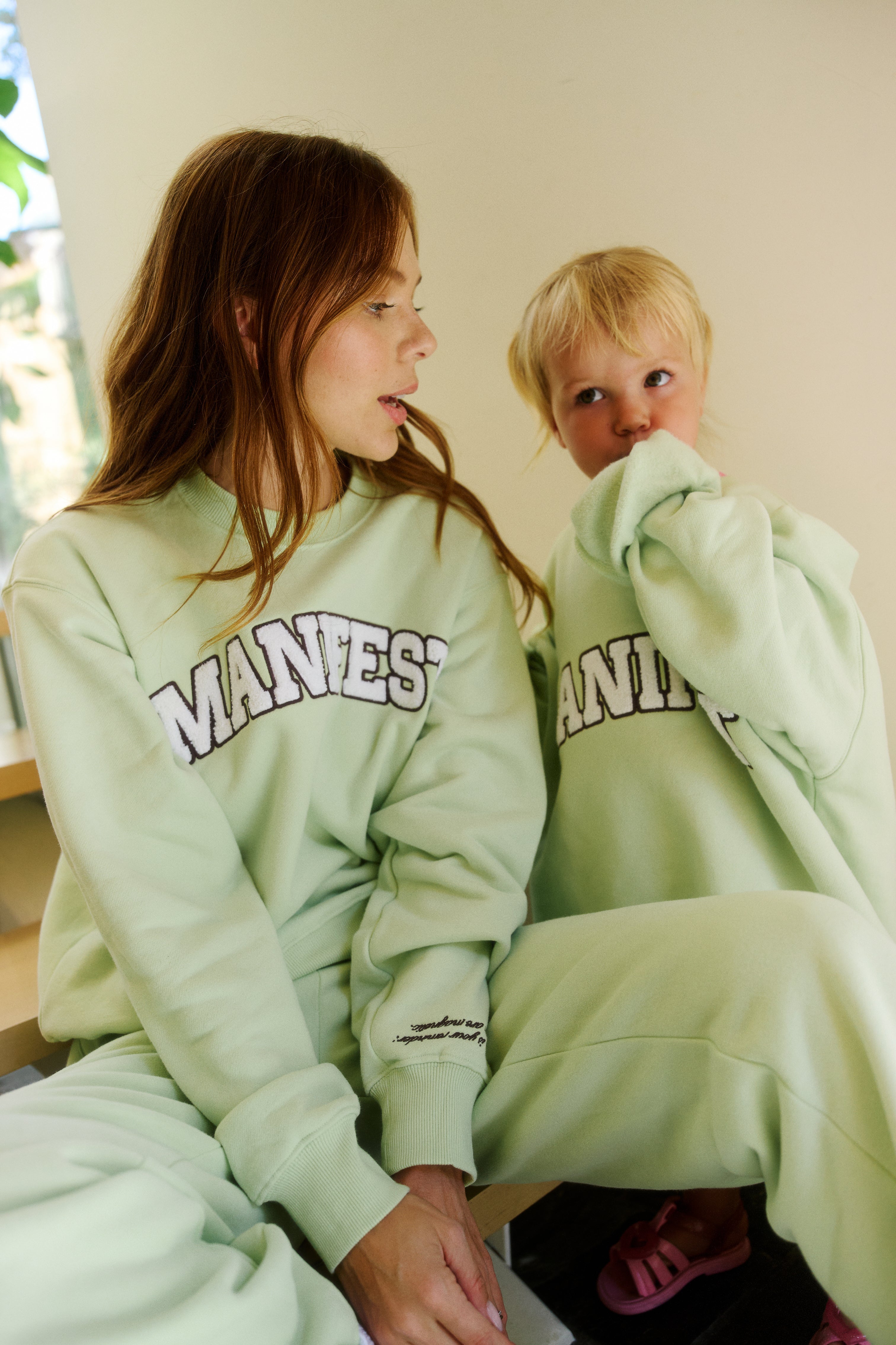Manifest Classic Crewneck