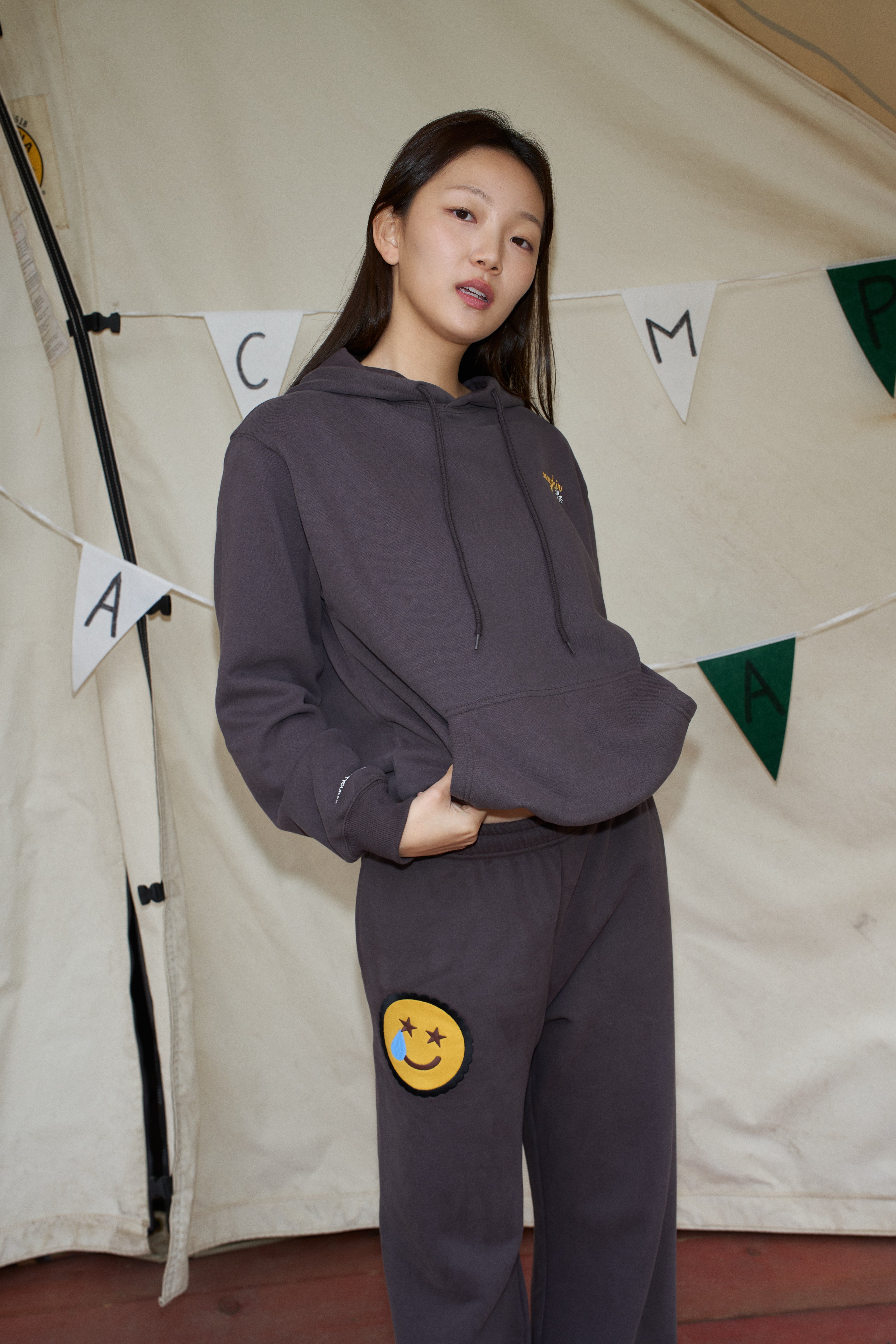 Desert Feeling Classic Wide Leg Sweatpants