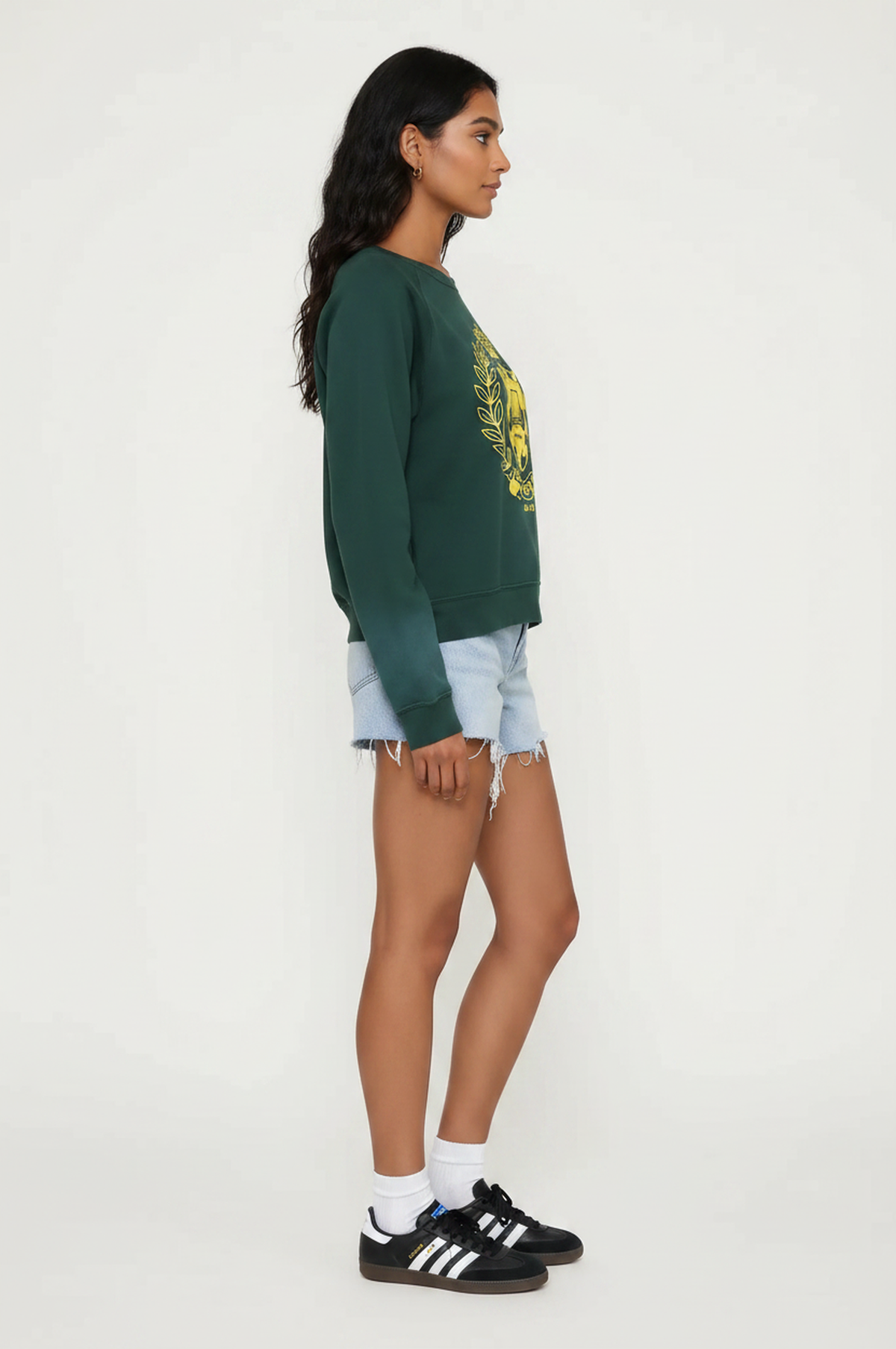 GREEN