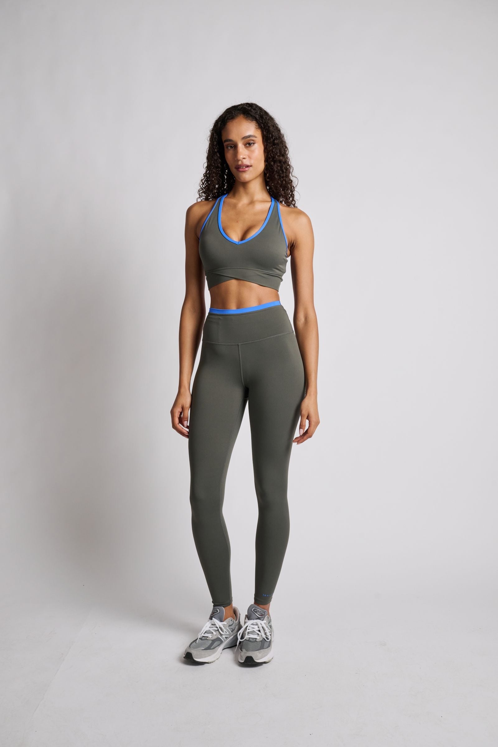 VITA CROP | P.E Nation