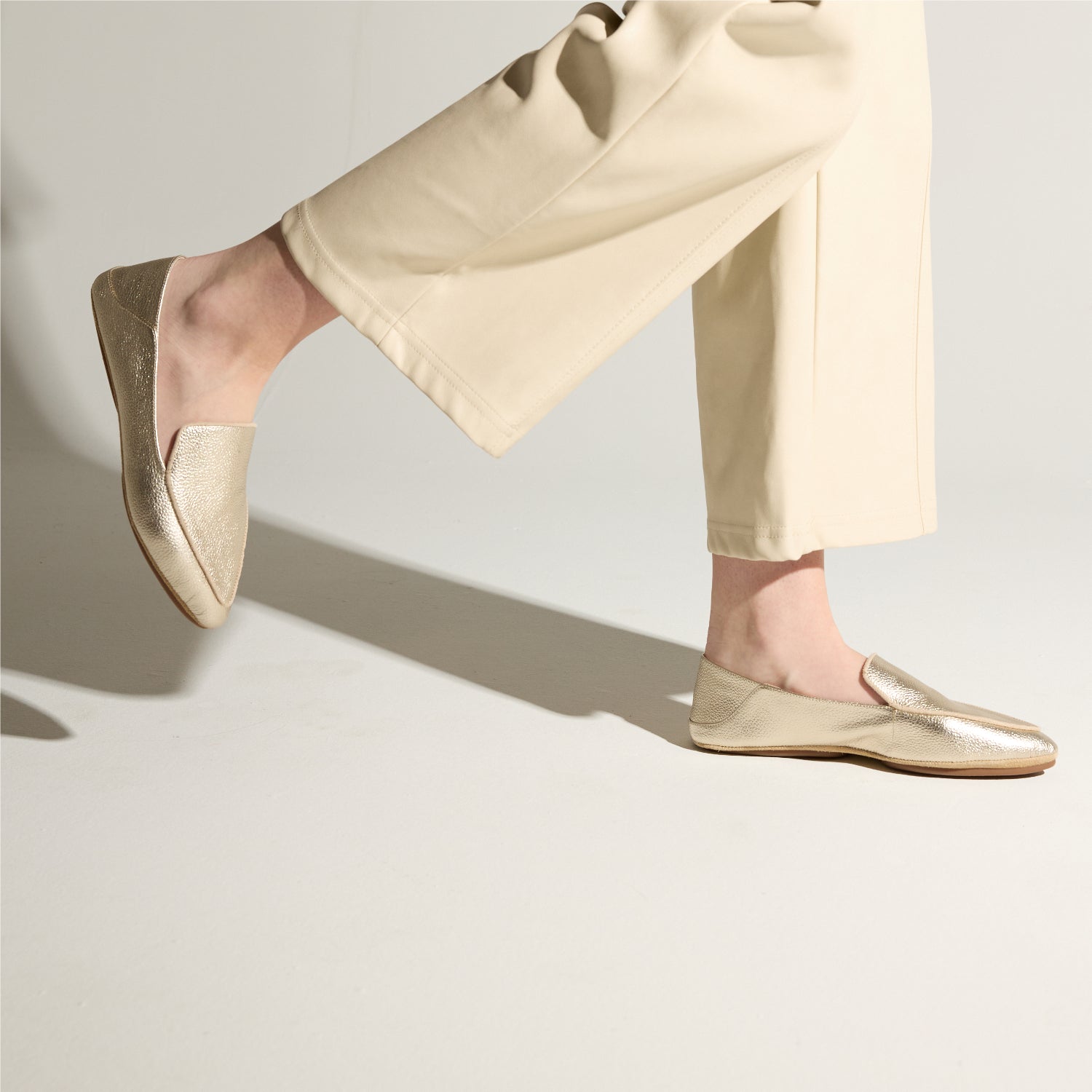 VIVINA IN GOLD METALLIC LEATHER - Yosi Samra  - Women's Flats