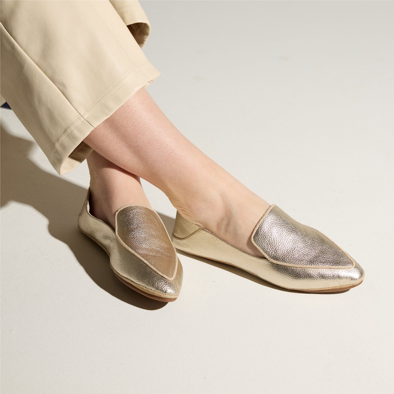 VIVINA IN GOLD METALLIC LEATHER - Yosi Samra  - Women's Flats