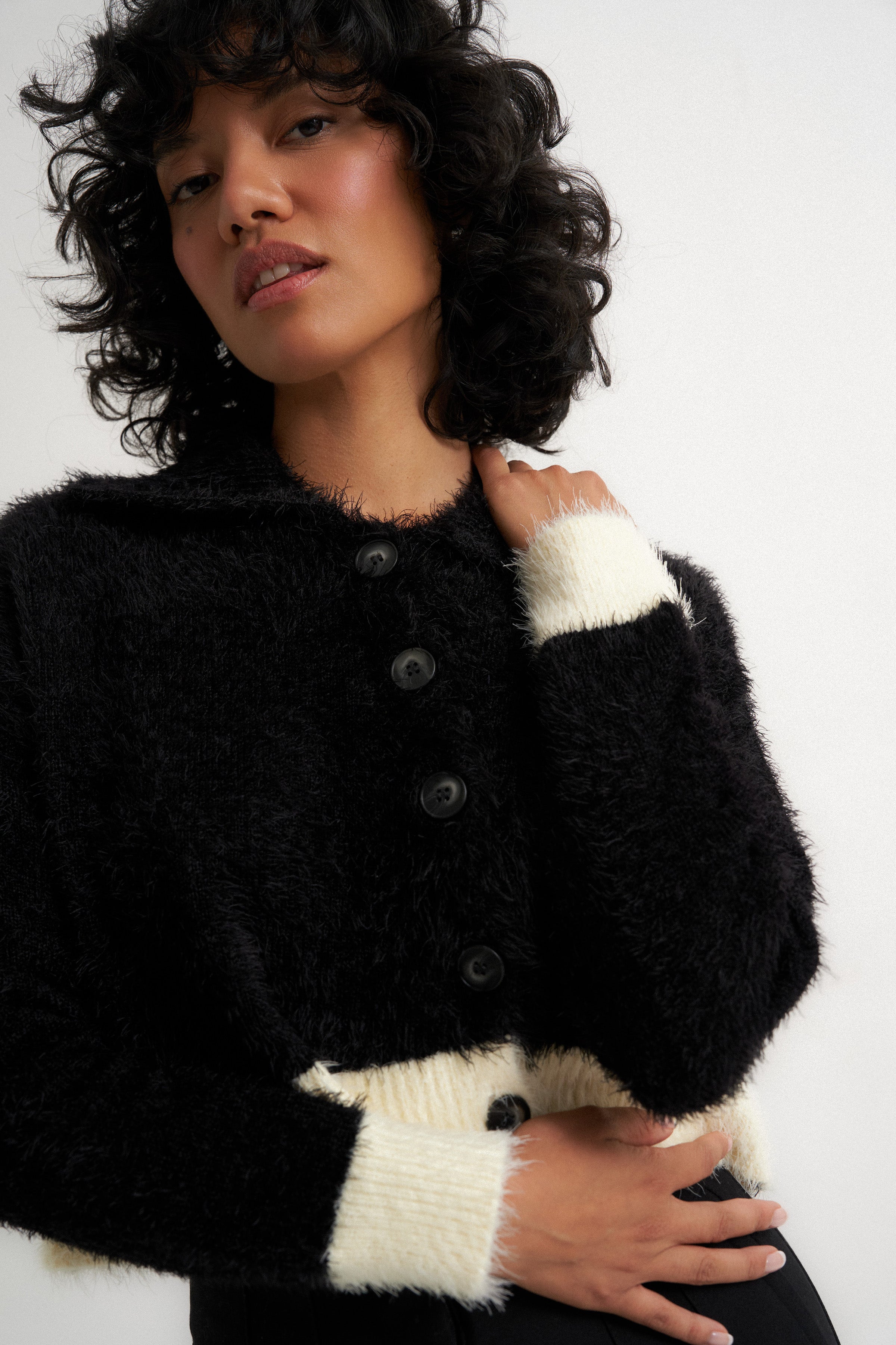 Walter Cardigan - Black
