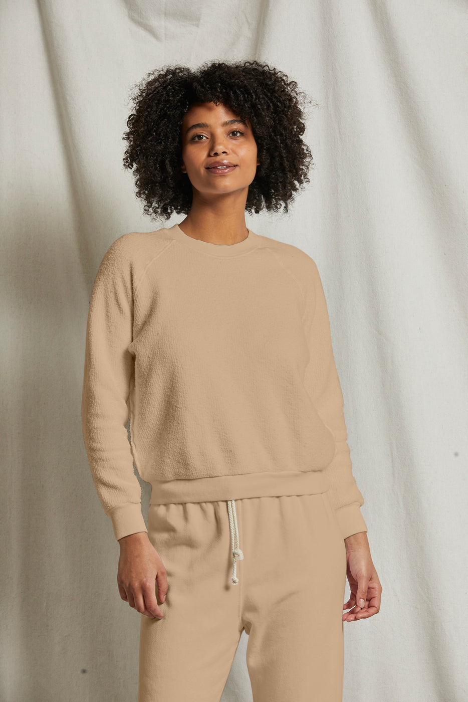 ziggy reverse fleece shrunken crew neck sweatshirt | camel