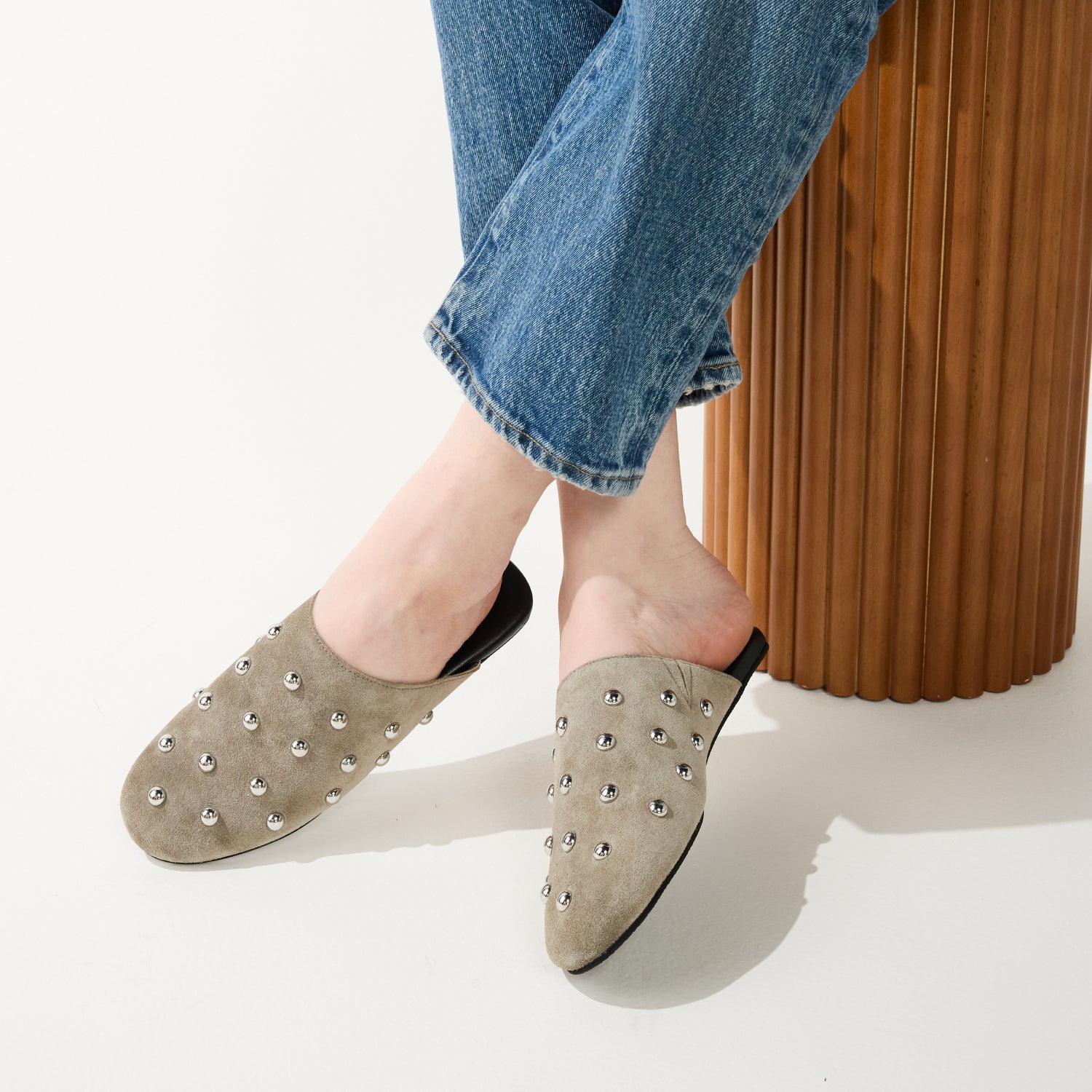 ZOE IN TAUPE SUEDE - Yosi Samra  -