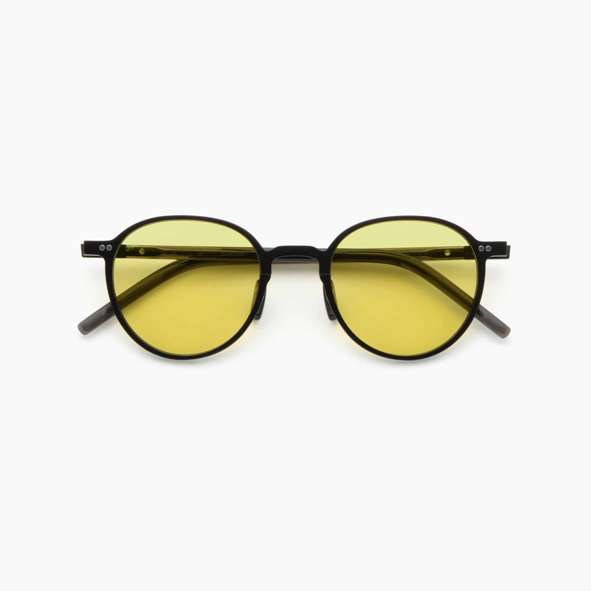 Onyx / Yellow