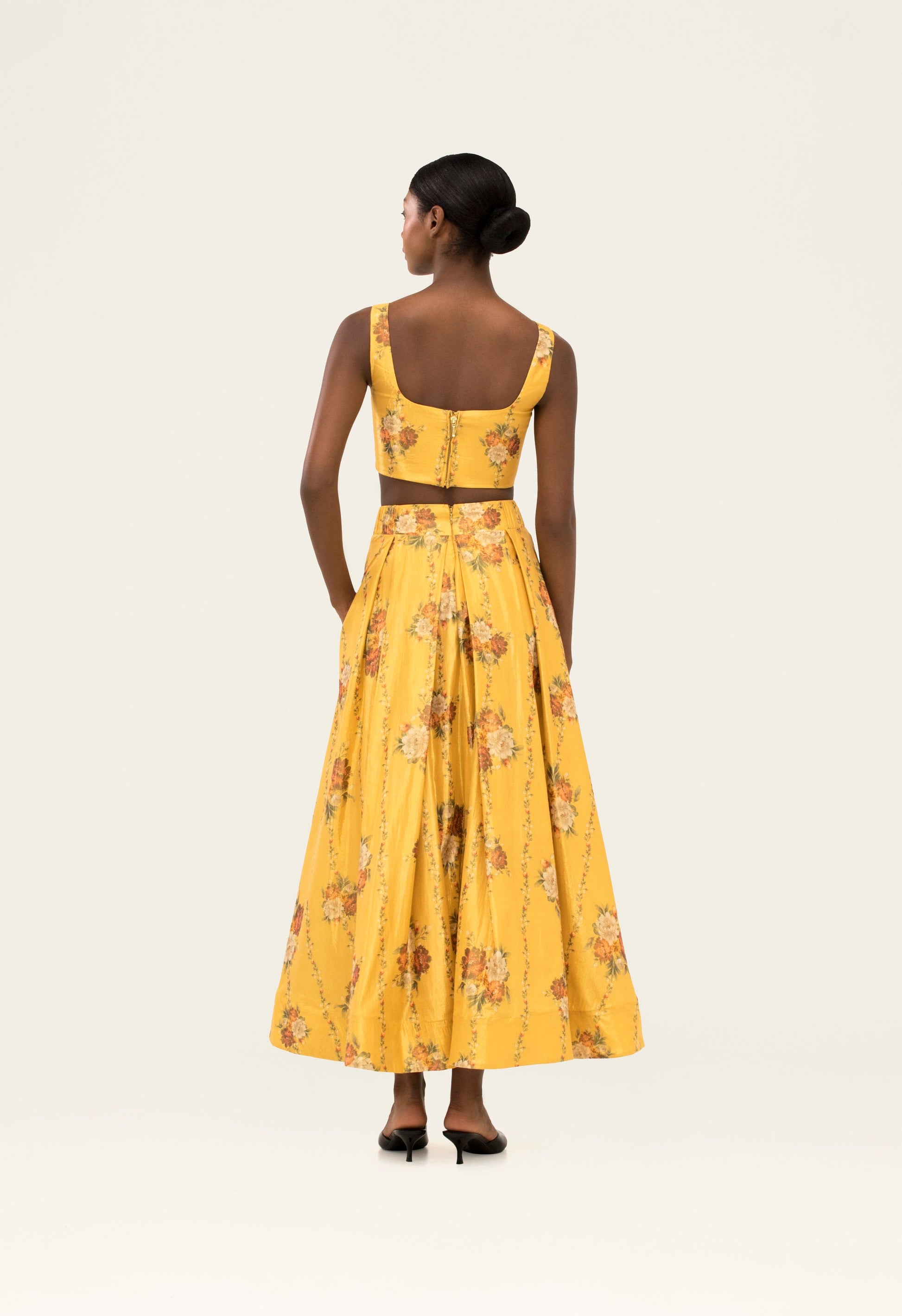 Amanda Paramo 20255 Cropped Top