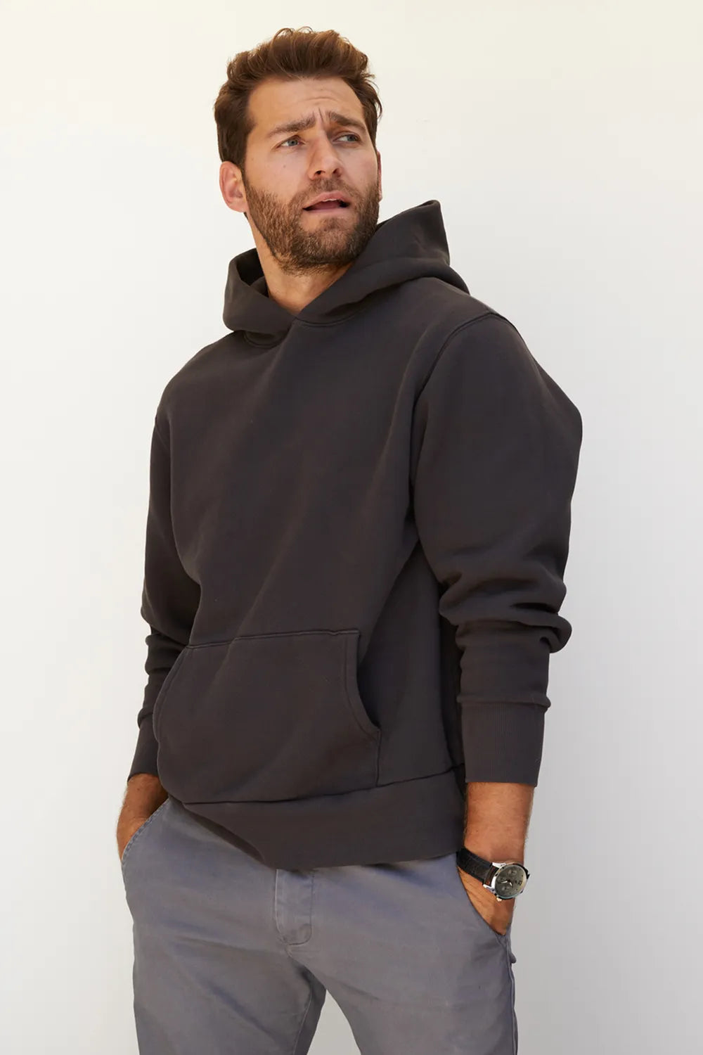 tommy men's structured fleece hooded sweatshirt | vintage black