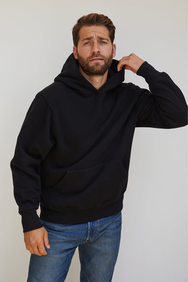 Tommy | True Black